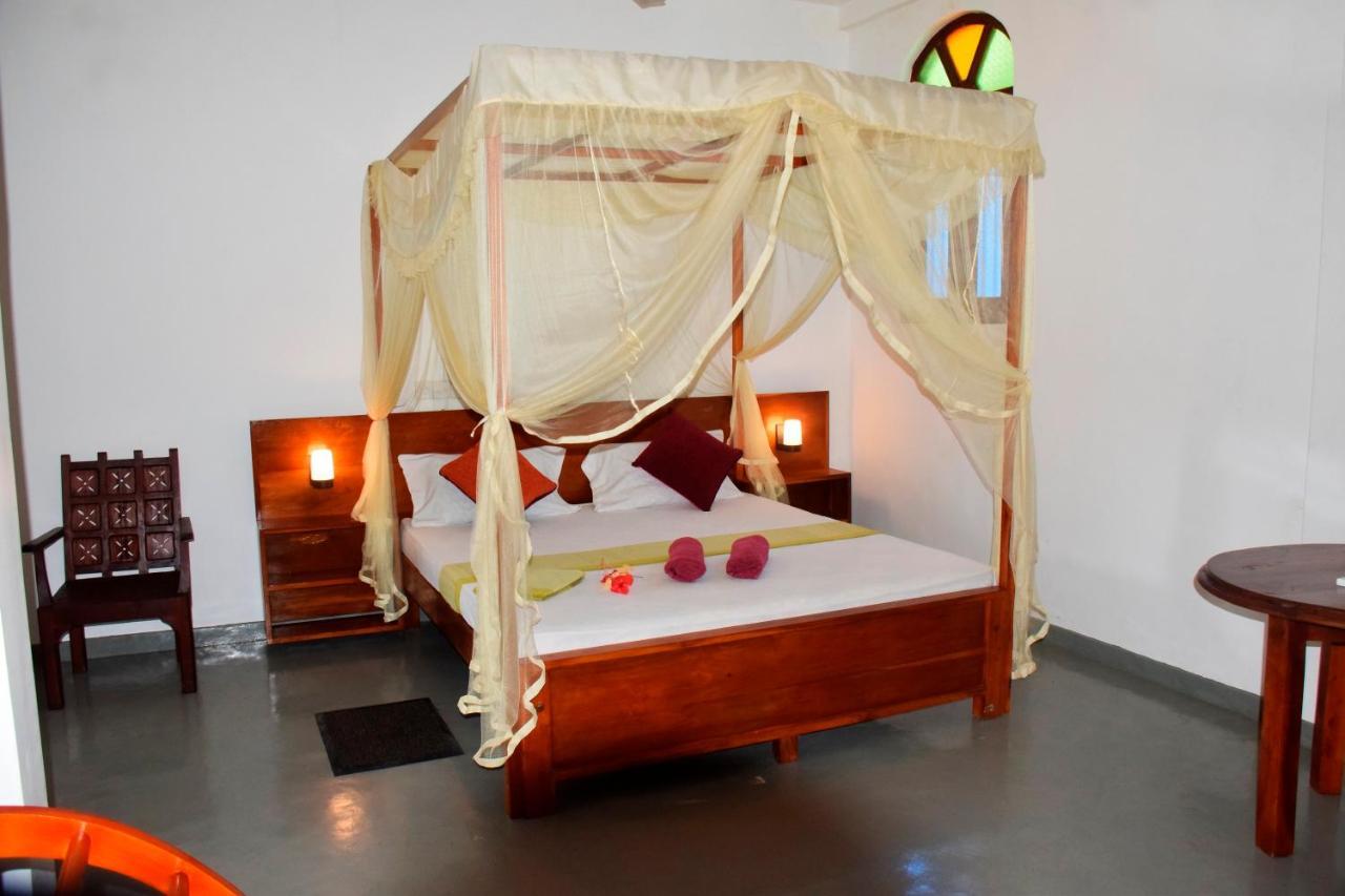 Mira Whales Resort Mirissa Dış mekan fotoğraf
